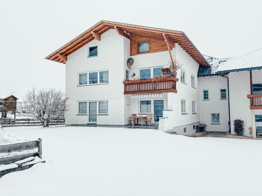 Ferienwohnung Olympia Axams インスブルック エクステリア 写真